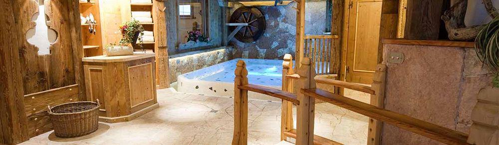 Wellness Hotel Dolomia Soraga di Fassa Exterior foto