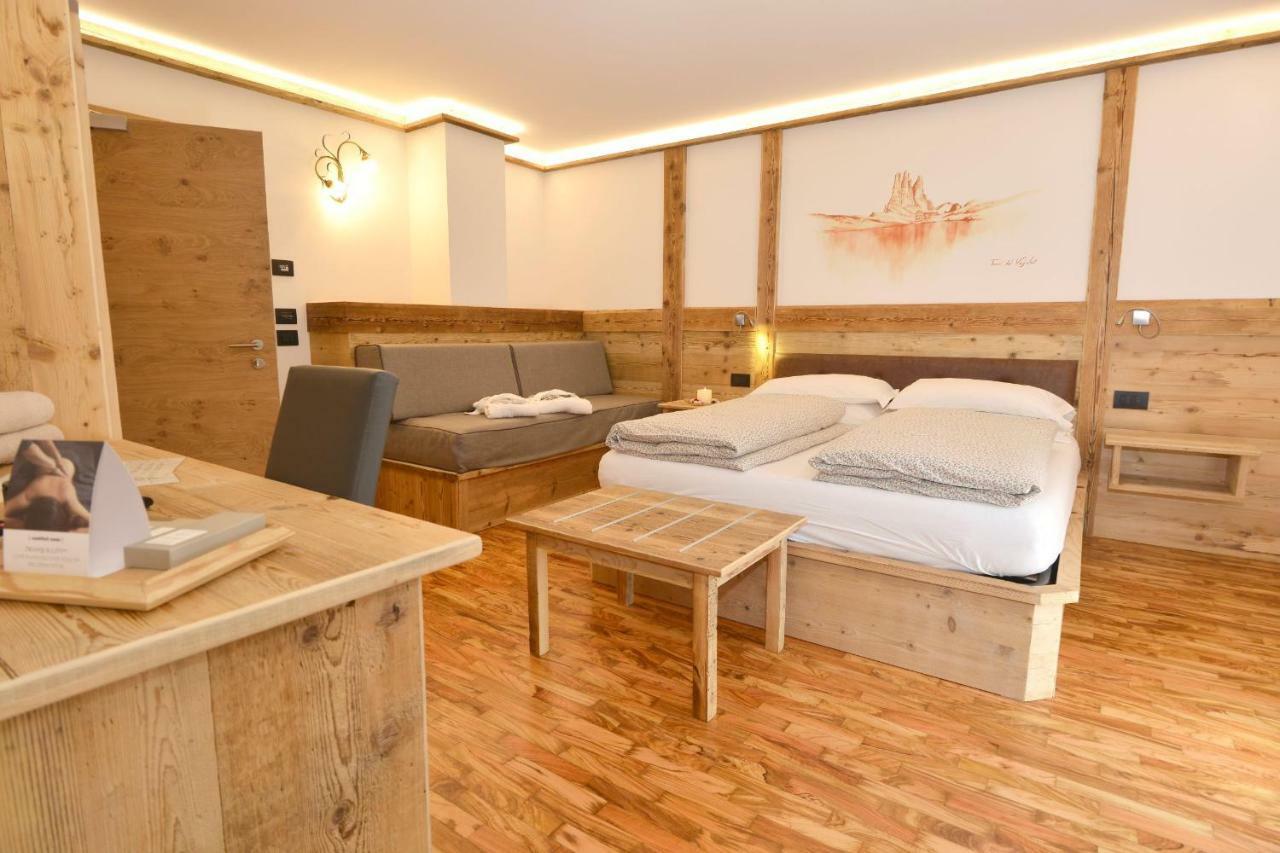 Wellness Hotel Dolomia Soraga di Fassa Exterior foto